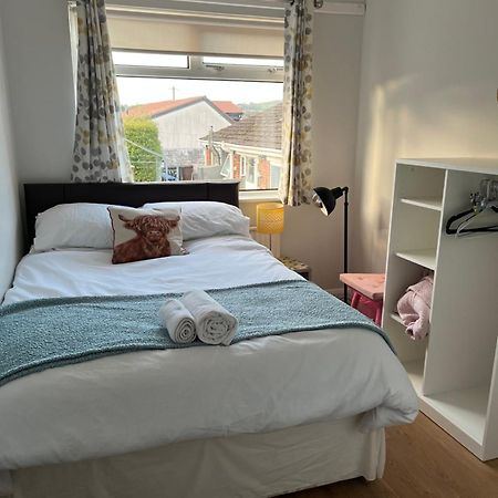 Bellevue Bungalow - Comfortable Home With Amazing Views Belfast Eksteriør billede