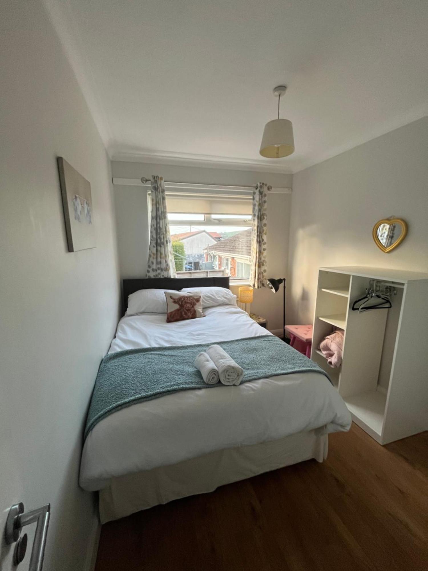 Bellevue Bungalow - Comfortable Home With Amazing Views Belfast Eksteriør billede